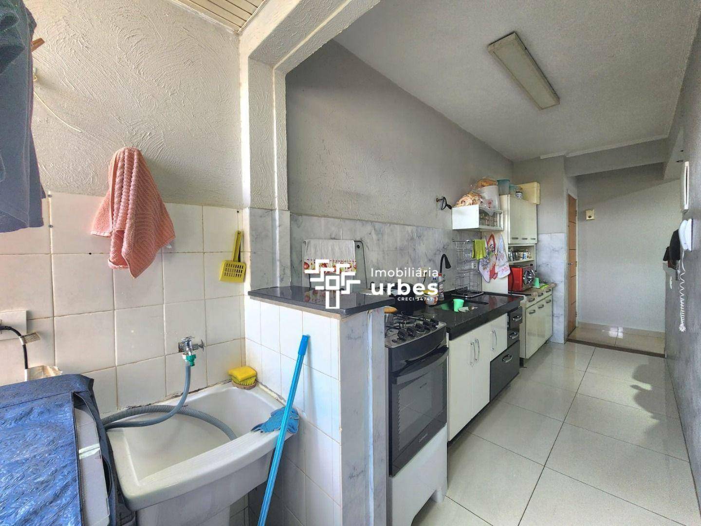 Apartamento à venda com 2 quartos, 67m² - Foto 4
