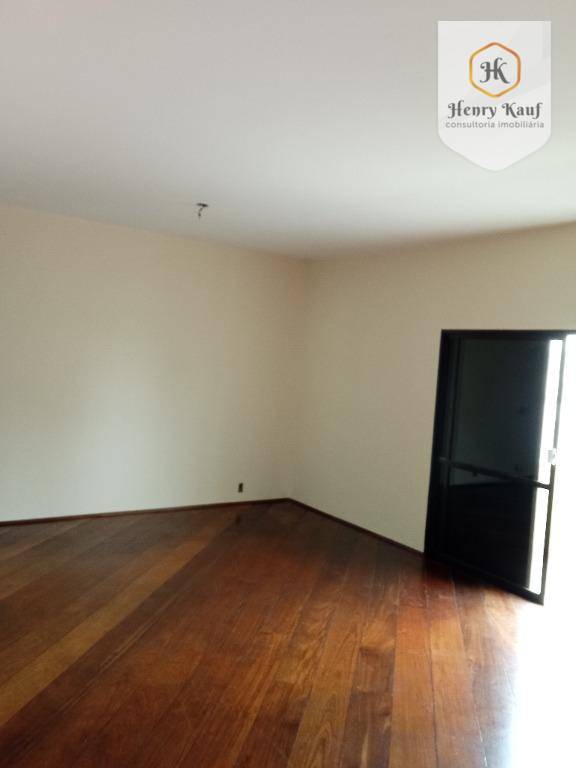 Apartamento à venda com 3 quartos, 135m² - Foto 3