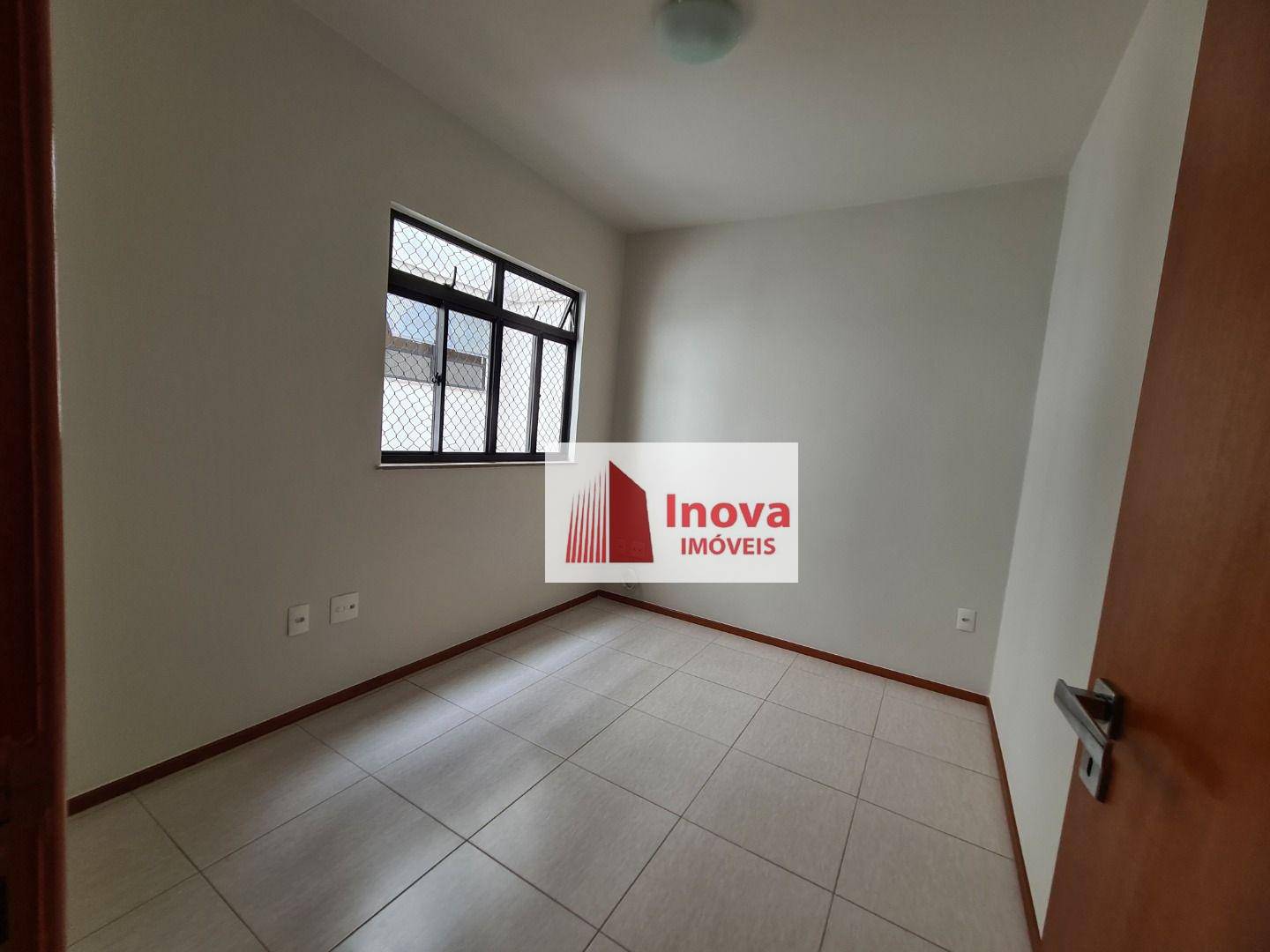 Apartamento à venda com 3 quartos, 105m² - Foto 11