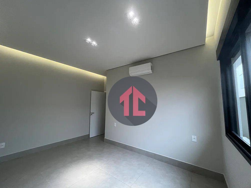 Casa de Condomínio à venda com 3 quartos, 209m² - Foto 24