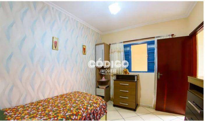 Sobrado à venda com 3 quartos, 170m² - Foto 4