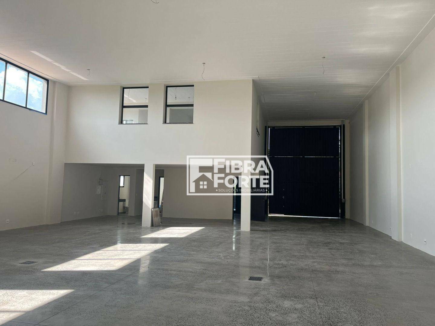 Depósito-Galpão-Armazém à venda, 295m² - Foto 2