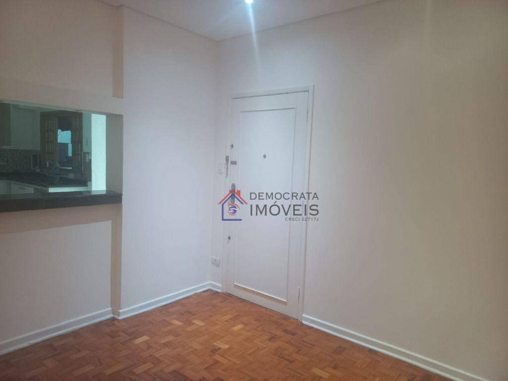 Apartamento à venda com 3 quartos, 170m² - Foto 4