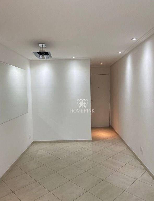 Apartamento à venda com 2 quartos, 55m² - Foto 2