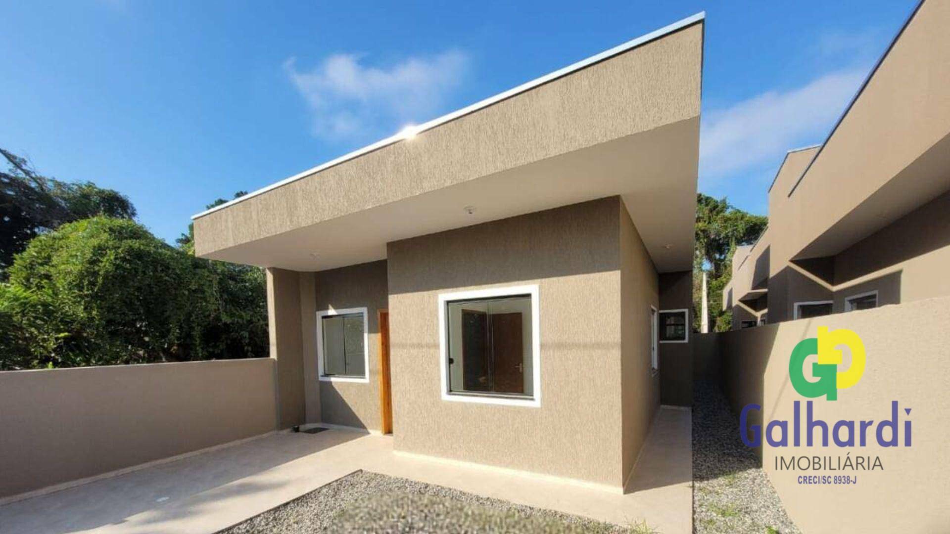 Casa à venda com 3 quartos, 59m² - Foto 1