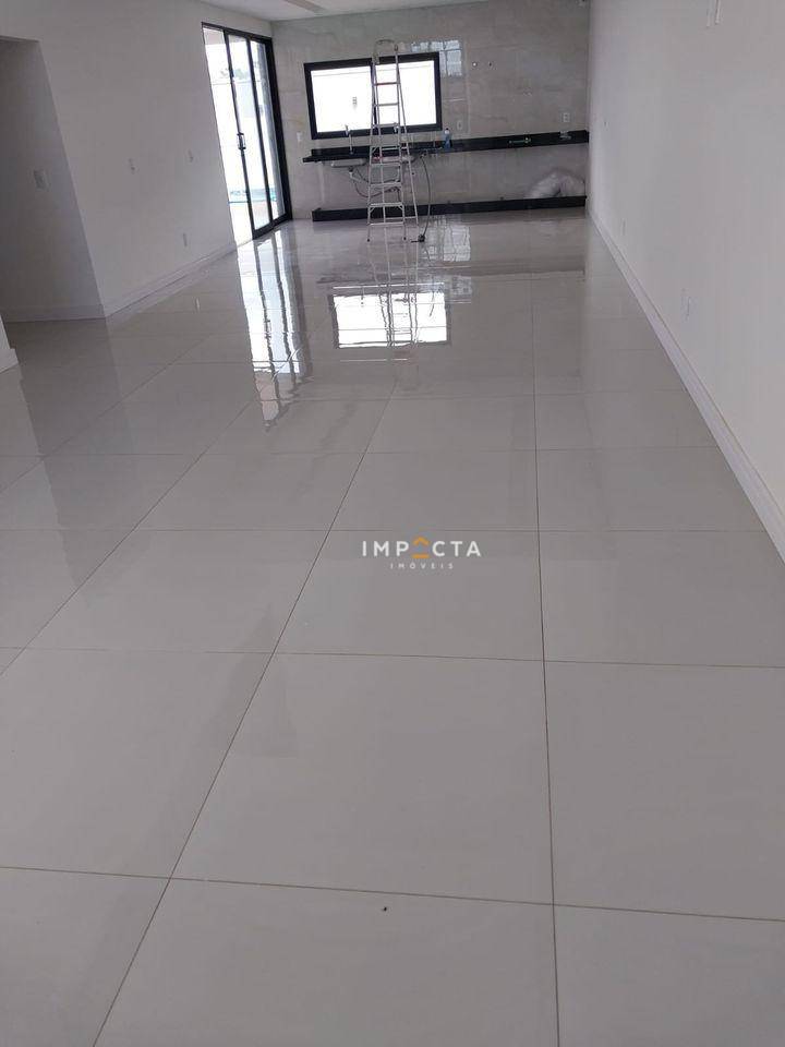 Casa à venda com 4 quartos, 280m² - Foto 12