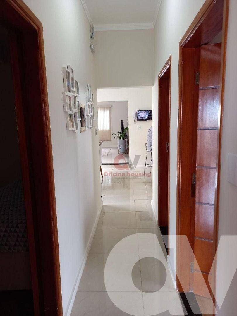 Casa à venda com 3 quartos, 185m² - Foto 7