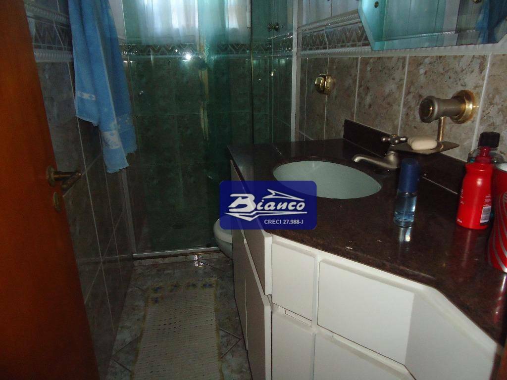 Sobrado à venda com 4 quartos, 200m² - Foto 12