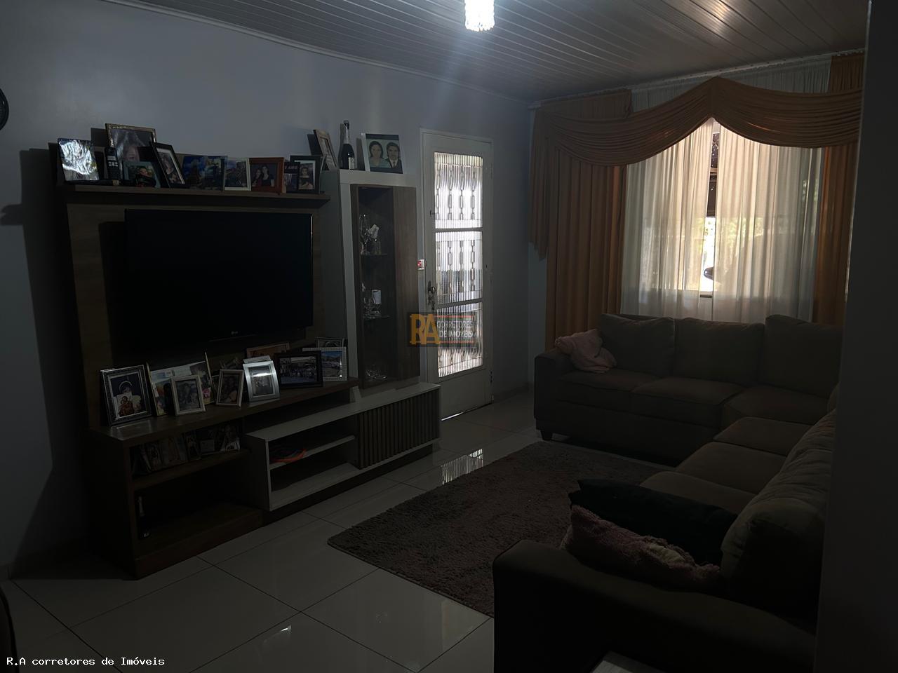 Casa à venda com 3 quartos, 323m² - Foto 6