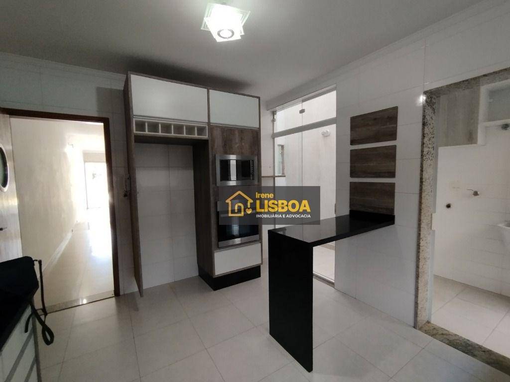 Sobrado à venda com 3 quartos, 200m² - Foto 15