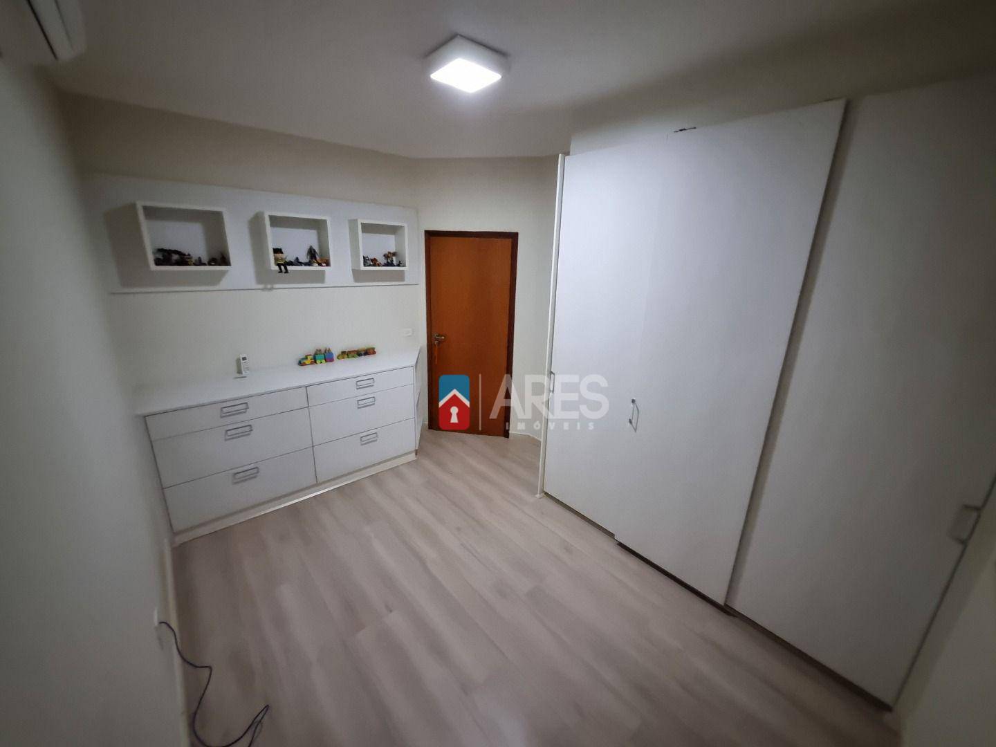 Casa à venda com 2 quartos, 91m² - Foto 11