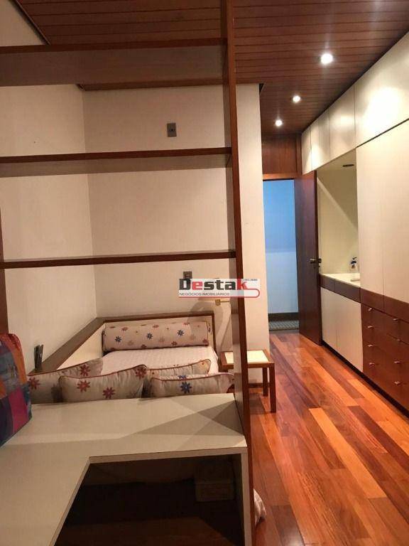 Apartamento à venda com 4 quartos, 380m² - Foto 18