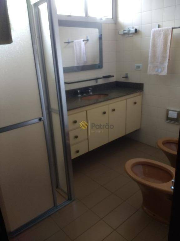 Sobrado à venda com 4 quartos, 335m² - Foto 14