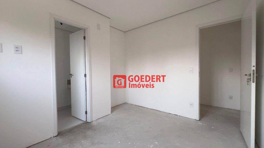 Apartamento à venda com 3 quartos, 150m² - Foto 13