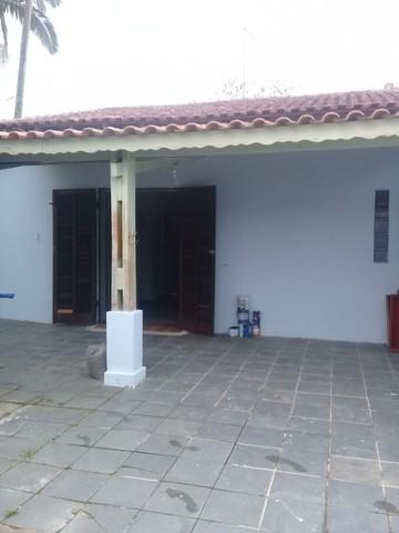 Casa à venda com 3 quartos, 257m² - Foto 2