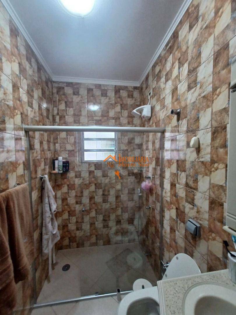 Sobrado à venda e aluguel com 3 quartos, 230m² - Foto 14