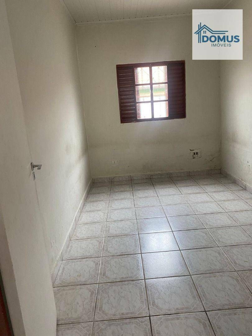 Casa para alugar com 4 quartos, 180m² - Foto 45