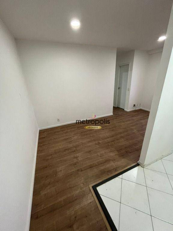 Apartamento à venda com 2 quartos, 44m² - Foto 3