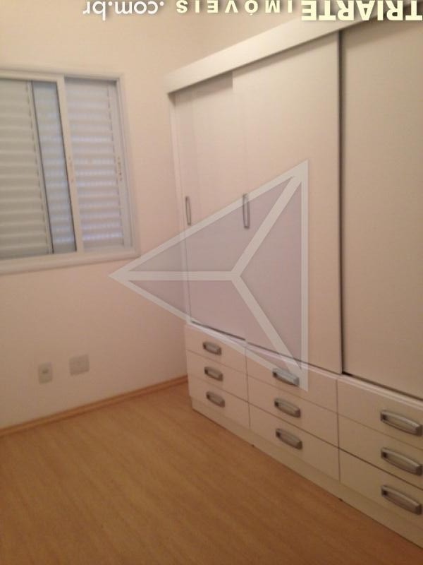 Apartamento à venda com 3 quartos, 74m² - Foto 2