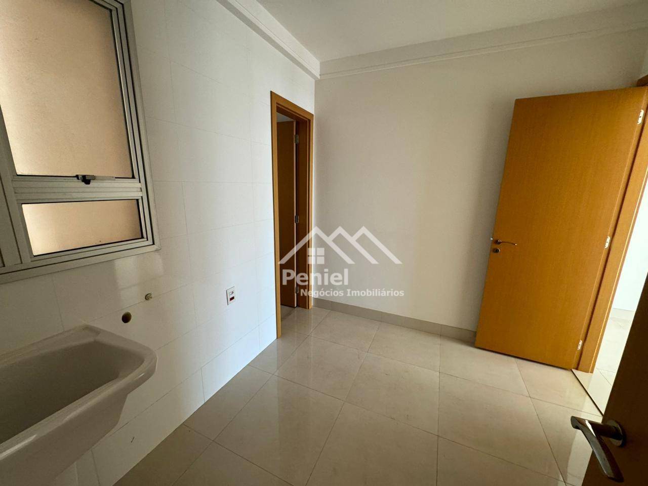 Apartamento à venda com 3 quartos, 200m² - Foto 12