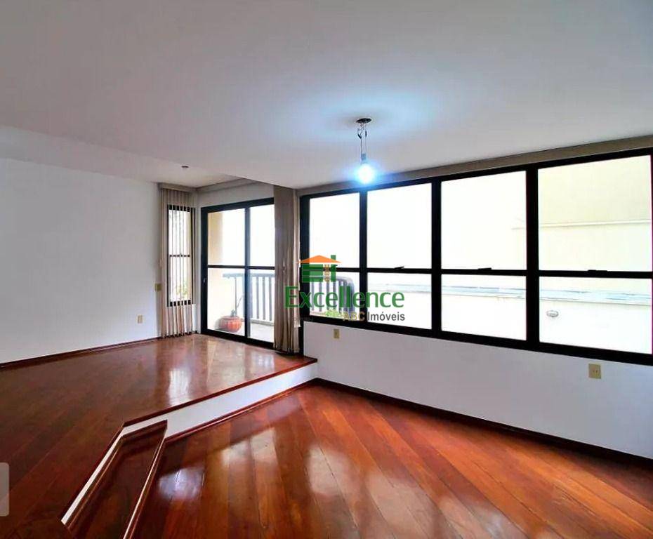 Apartamento à venda com 3 quartos, 127m² - Foto 2