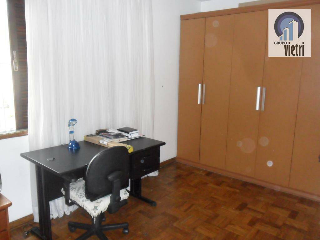 Sobrado à venda com 3 quartos, 262m² - Foto 2