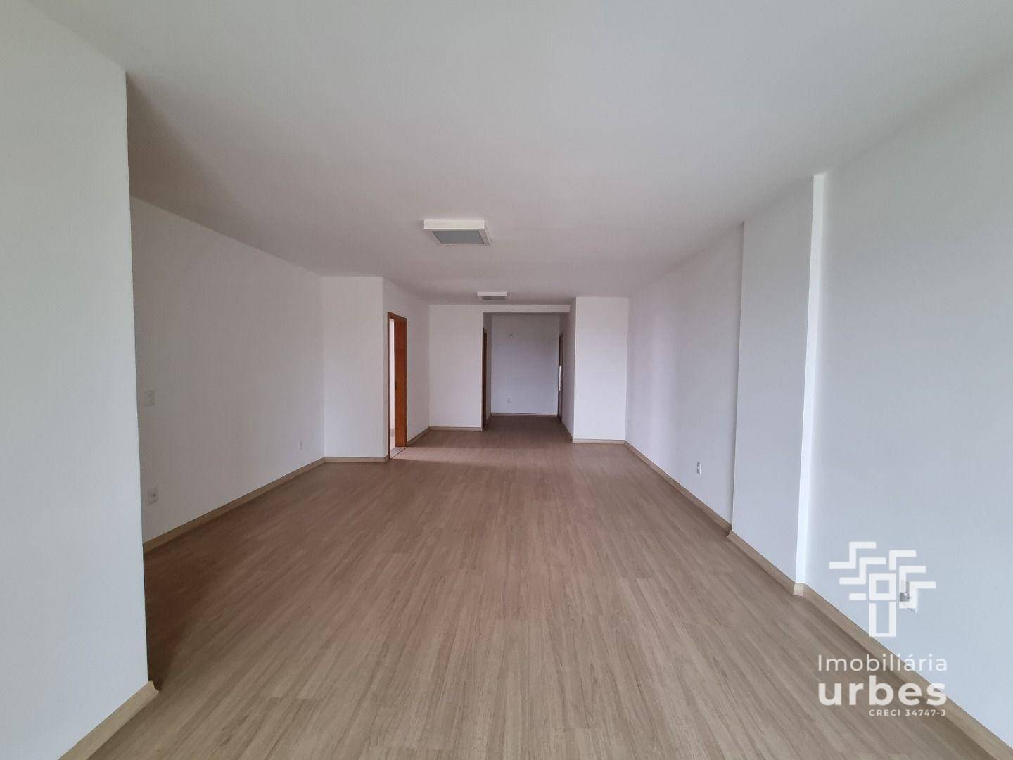 Apartamento à venda com 3 quartos, 153m² - Foto 7