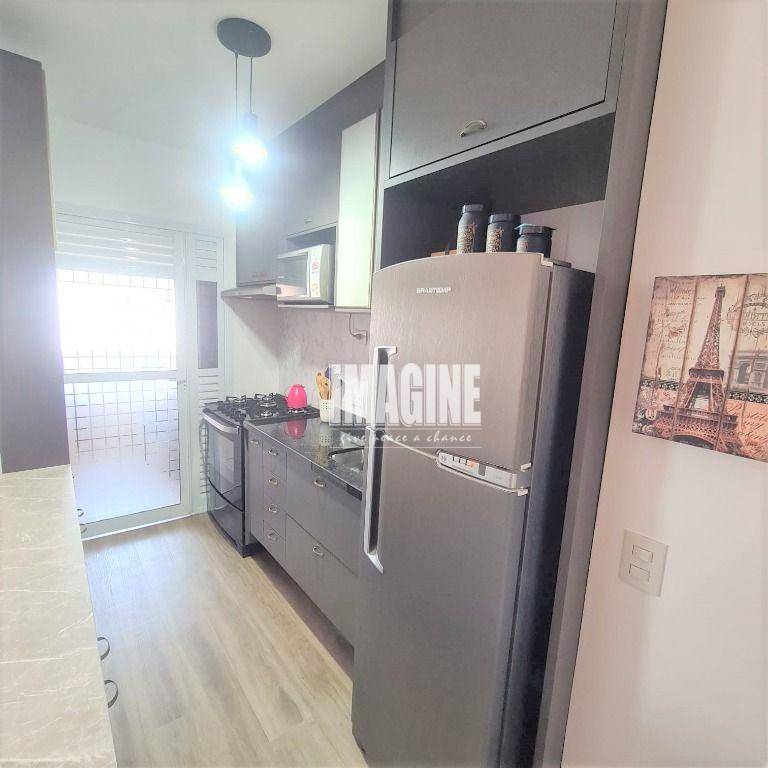 Apartamento à venda com 2 quartos, 74m² - Foto 12