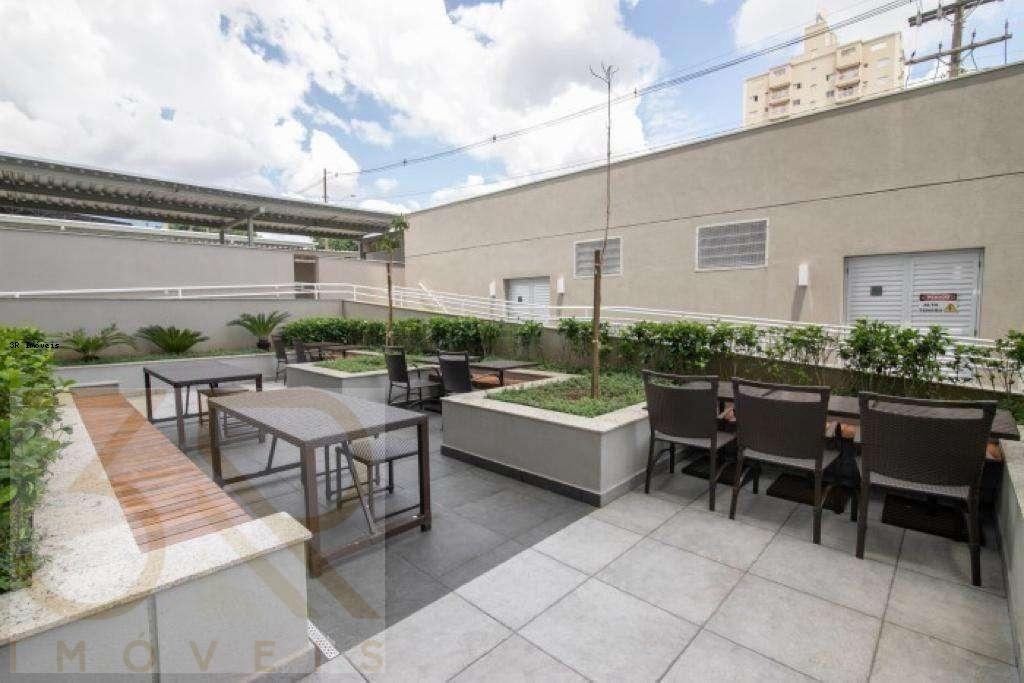 Apartamento à venda com 2 quartos, 74m² - Foto 28