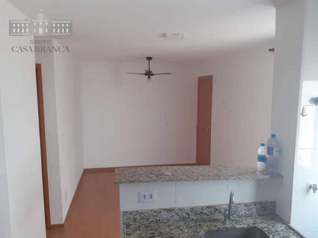 Apartamento à venda com 2 quartos, 40m² - Foto 2