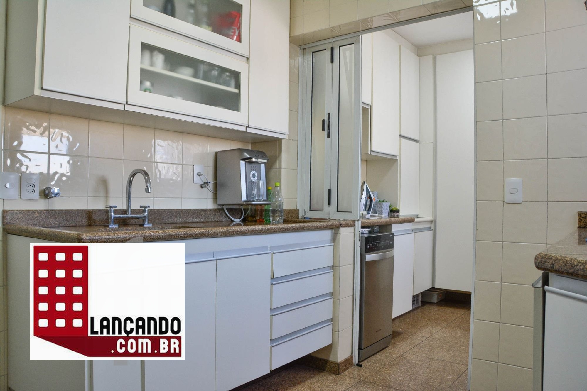 Apartamento à venda com 4 quartos, 156m² - Foto 6