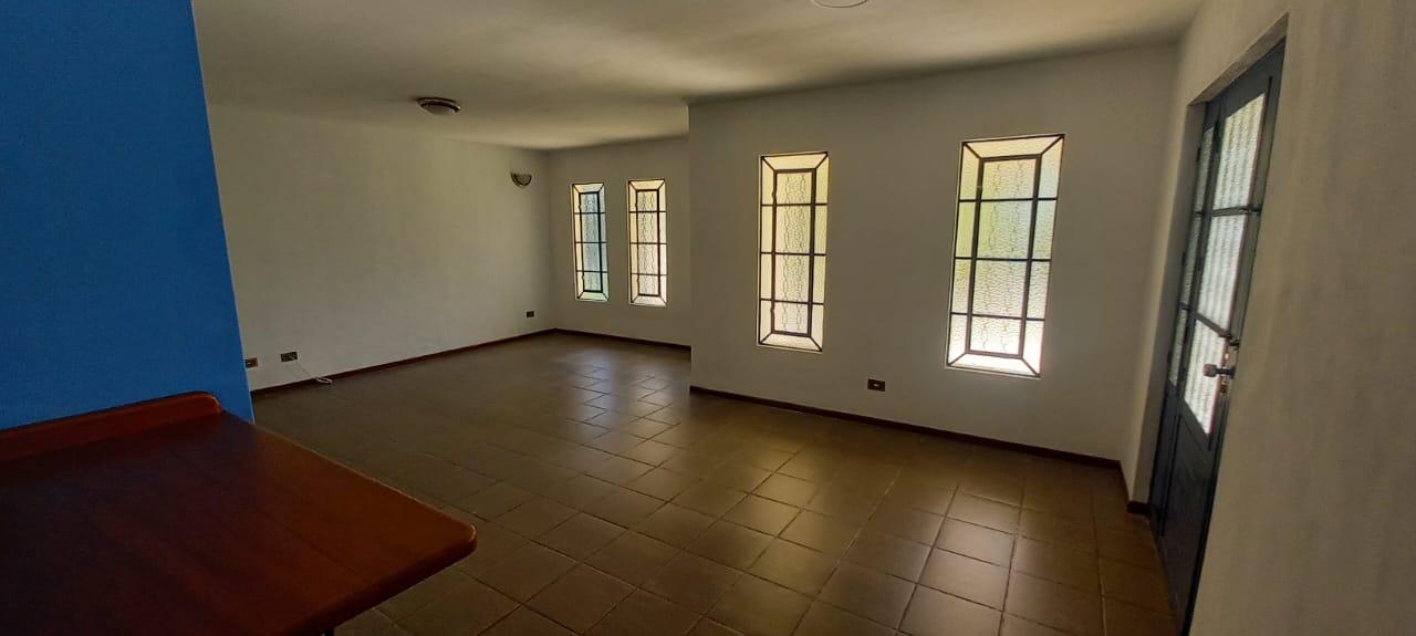 Casa de Condomínio à venda com 4 quartos, 300m² - Foto 18