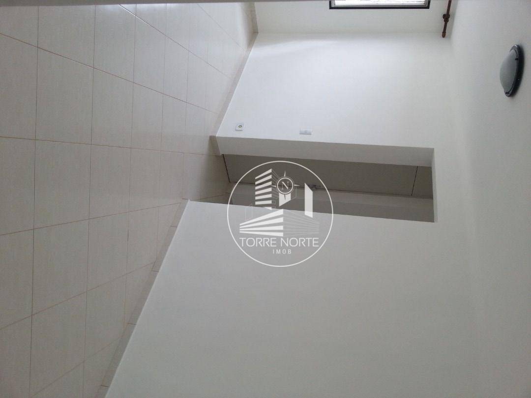 Apartamento à venda com 2 quartos, 82m² - Foto 27