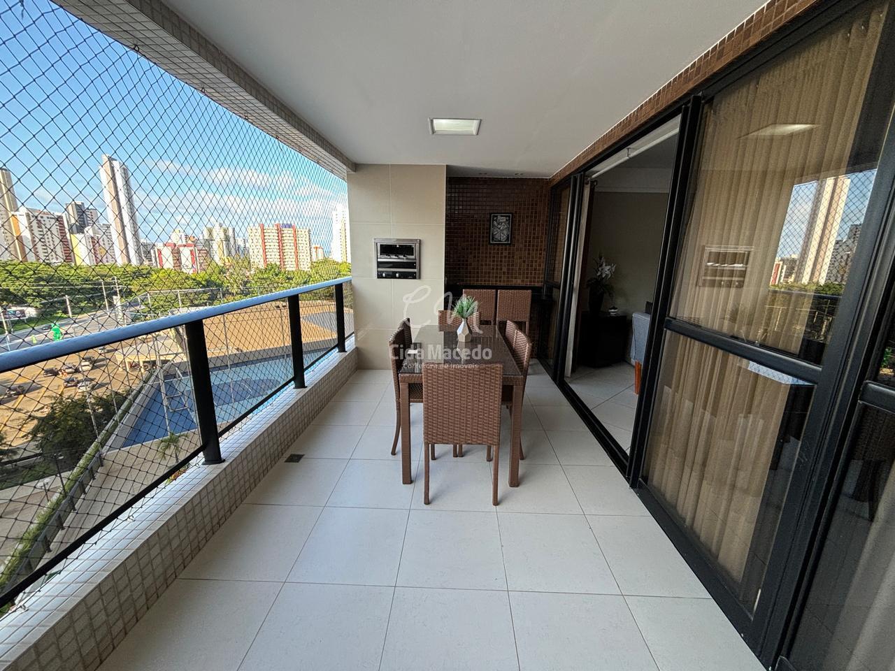 Apartamento à venda com 4 quartos, 202m² - Foto 3