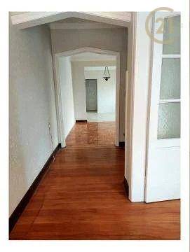 Casa à venda com 4 quartos, 190m² - Foto 4