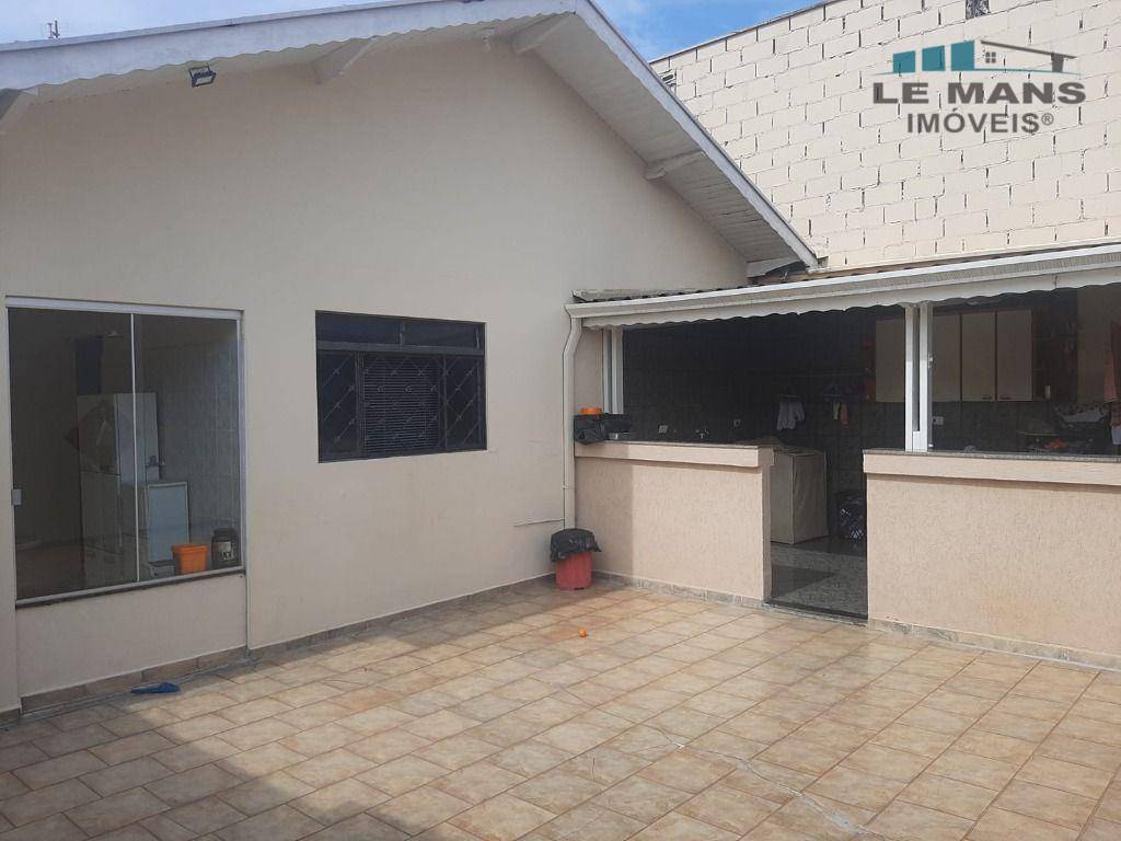 Casa à venda com 2 quartos, 158m² - Foto 7