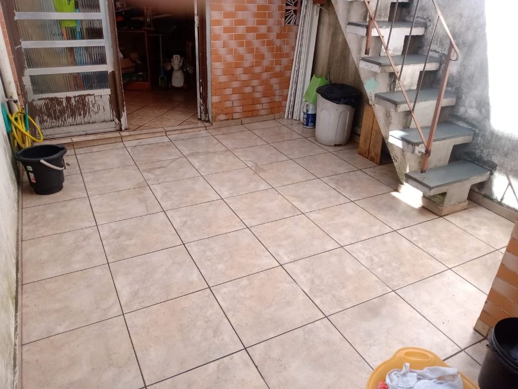 Sobrado à venda com 2 quartos, 158m² - Foto 11