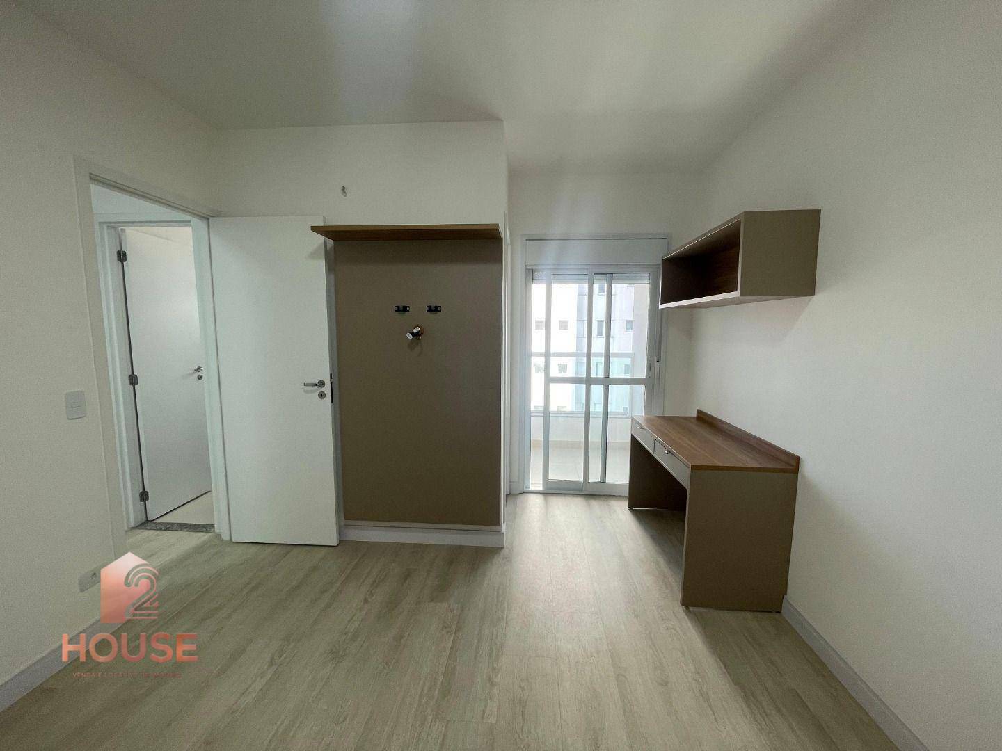 Apartamento para alugar com 3 quartos, 90m² - Foto 4