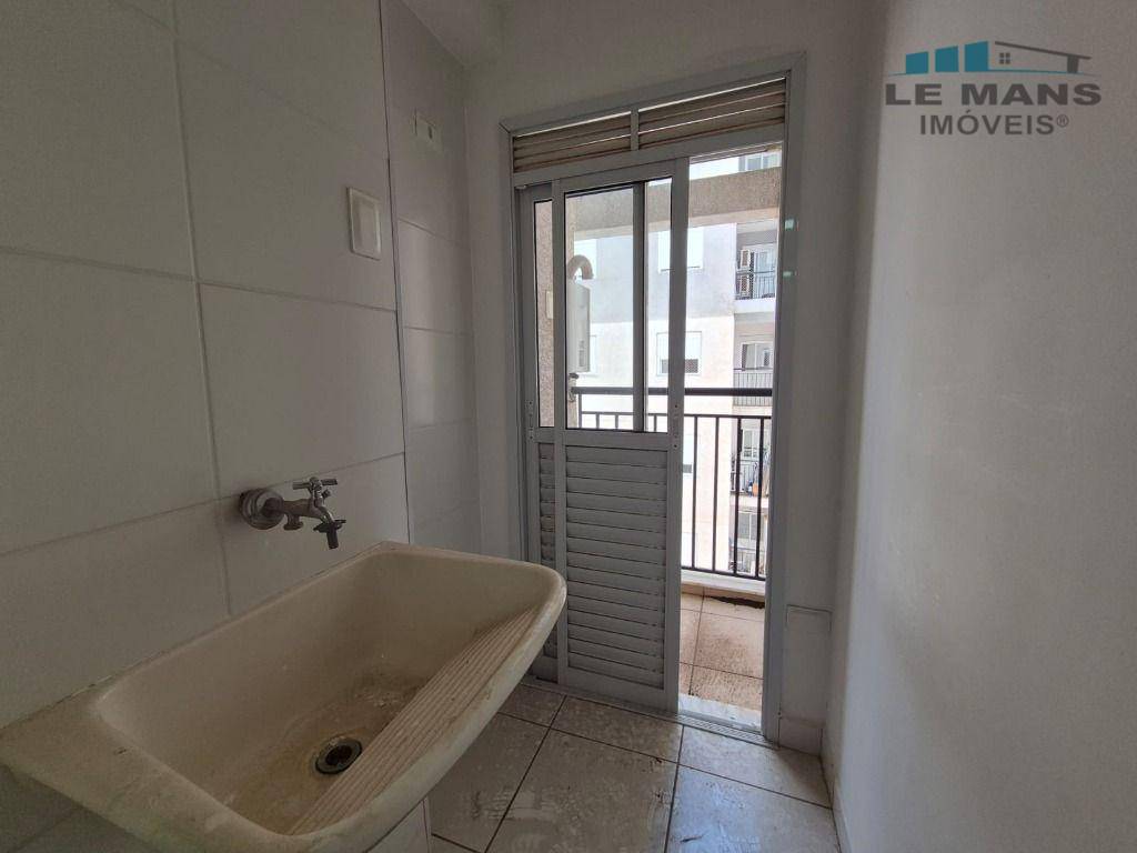 Apartamento à venda e aluguel com 2 quartos, 66m² - Foto 4