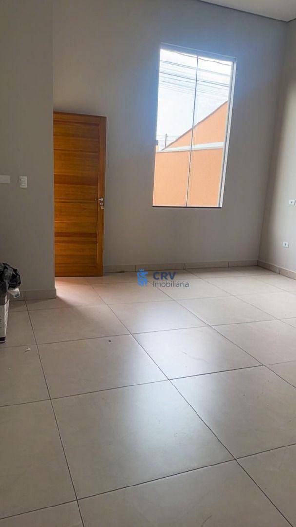 Casa à venda com 3 quartos, 87m² - Foto 1