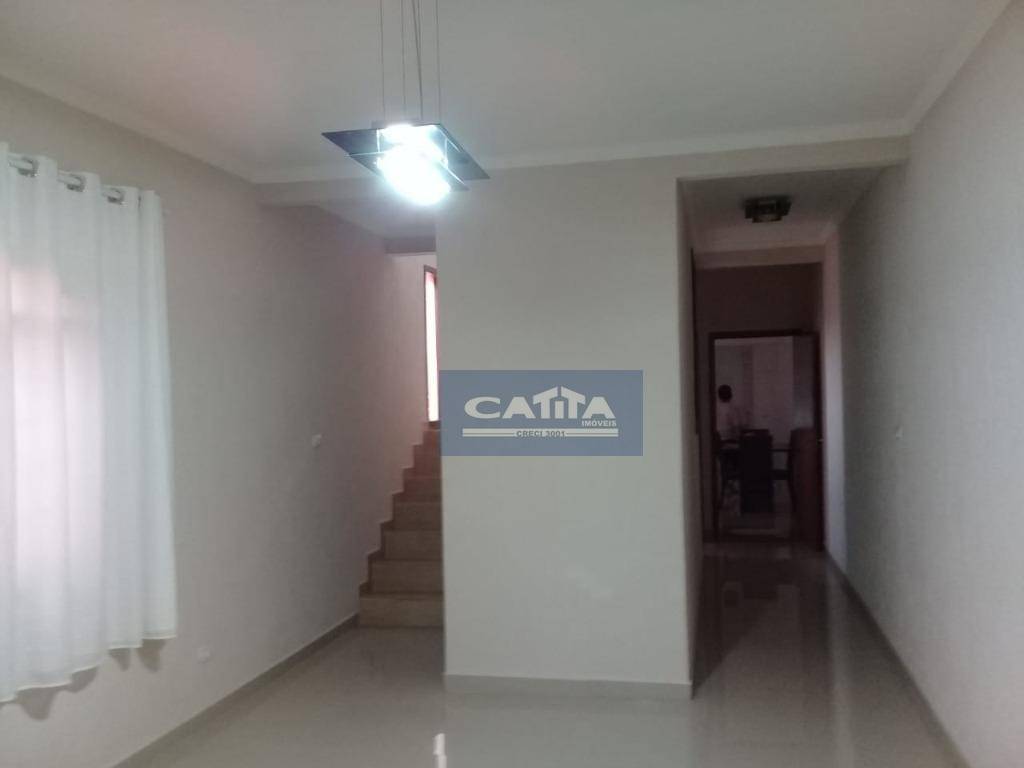 Sobrado à venda com 3 quartos, 230m² - Foto 4