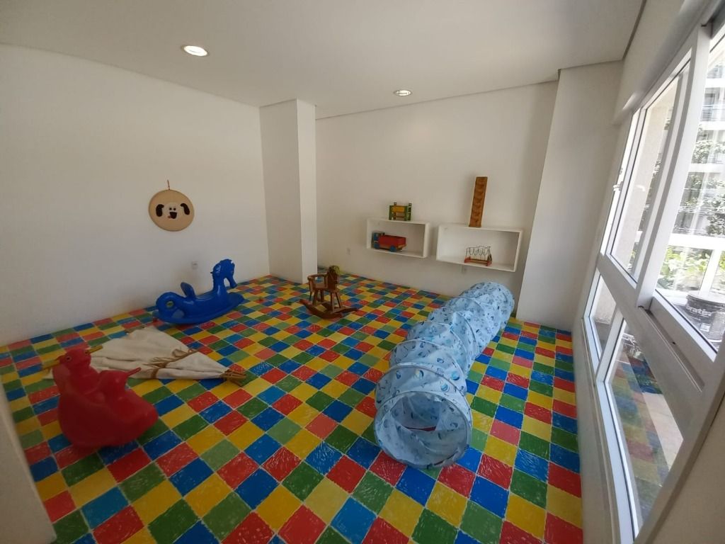 Apartamento à venda com 3 quartos, 140m² - Foto 13