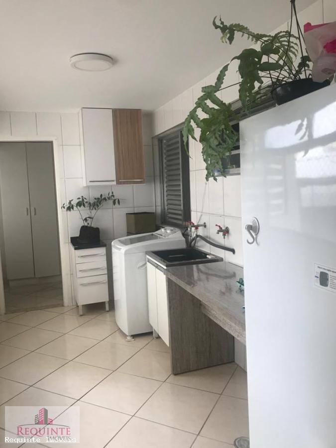 Apartamento à venda com 3 quartos, 97m² - Foto 5