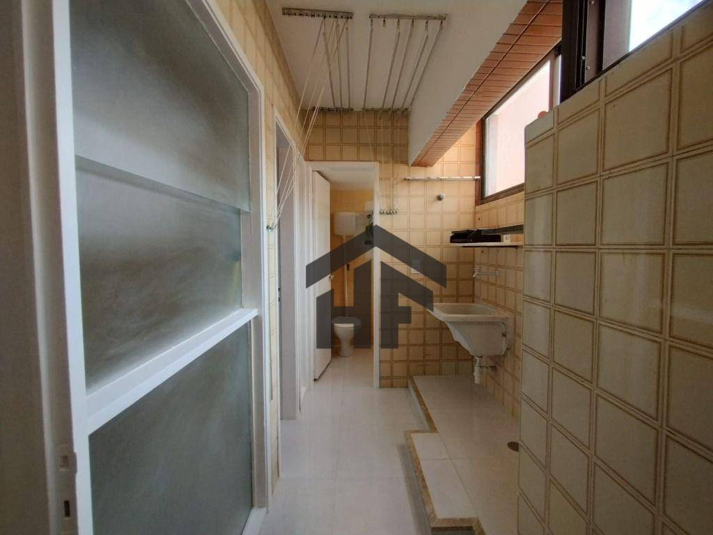 Apartamento à venda com 3 quartos, 118m² - Foto 13