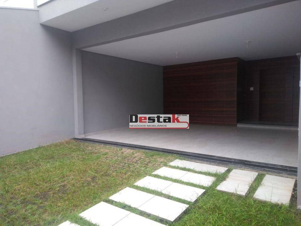 Sobrado à venda com 3 quartos, 318m² - Foto 28