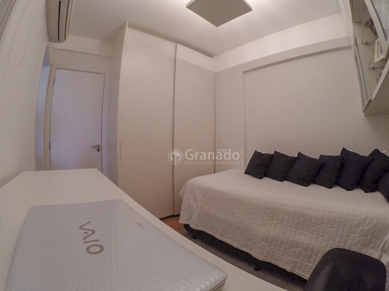 Apartamento à venda com 3 quartos, 140m² - Foto 19