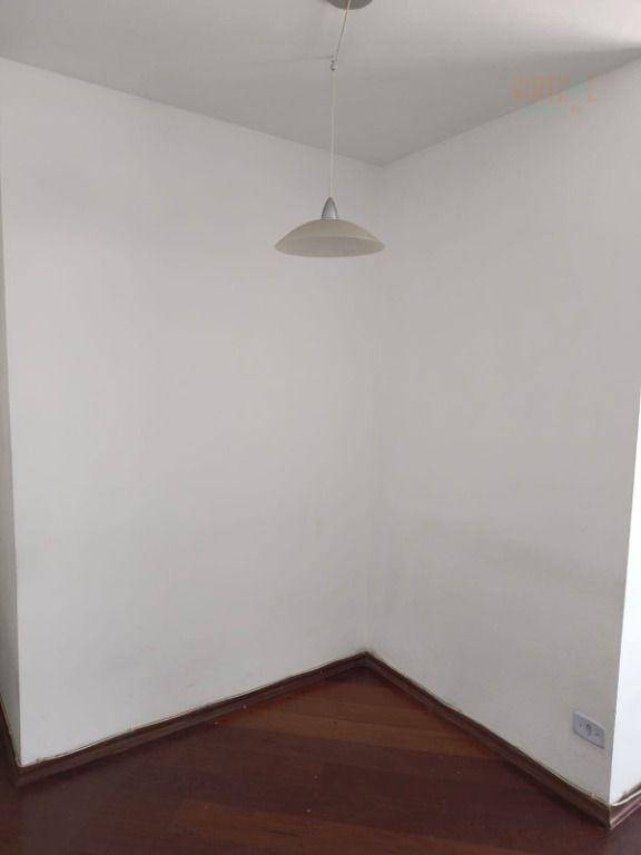 Apartamento para alugar com 2 quartos, 56m² - Foto 4