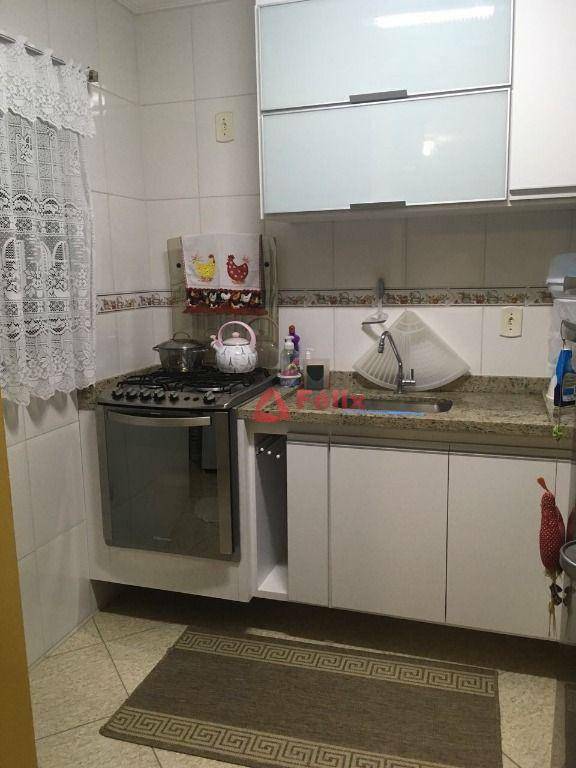 Apartamento à venda com 3 quartos, 83m² - Foto 12