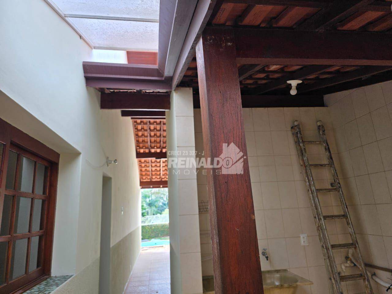 Casa de Condomínio para alugar com 3 quartos, 250m² - Foto 61
