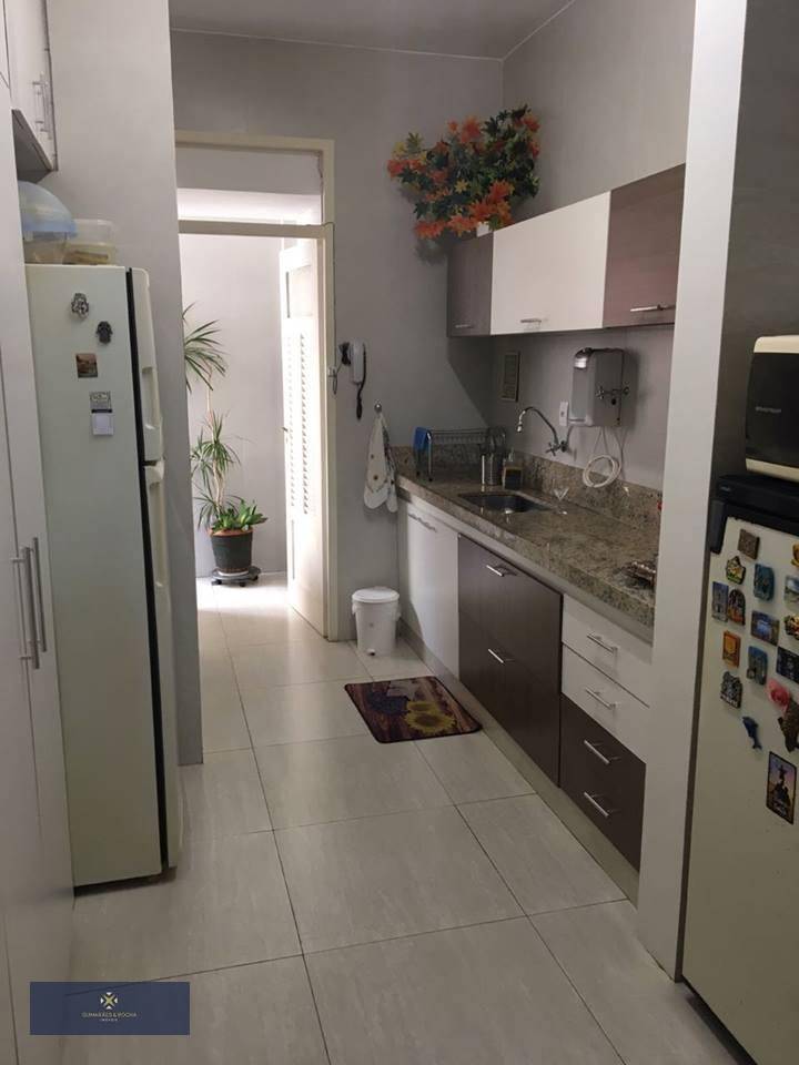 Apartamento à venda com 3 quartos, 125m² - Foto 11